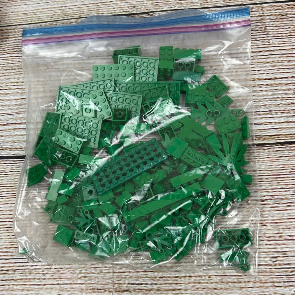 LEGO Green Bulk Bricks Plates Foliage Lot 7.6oz Mixed Parts Pieces Greenery MOC - Picture 1 of 3